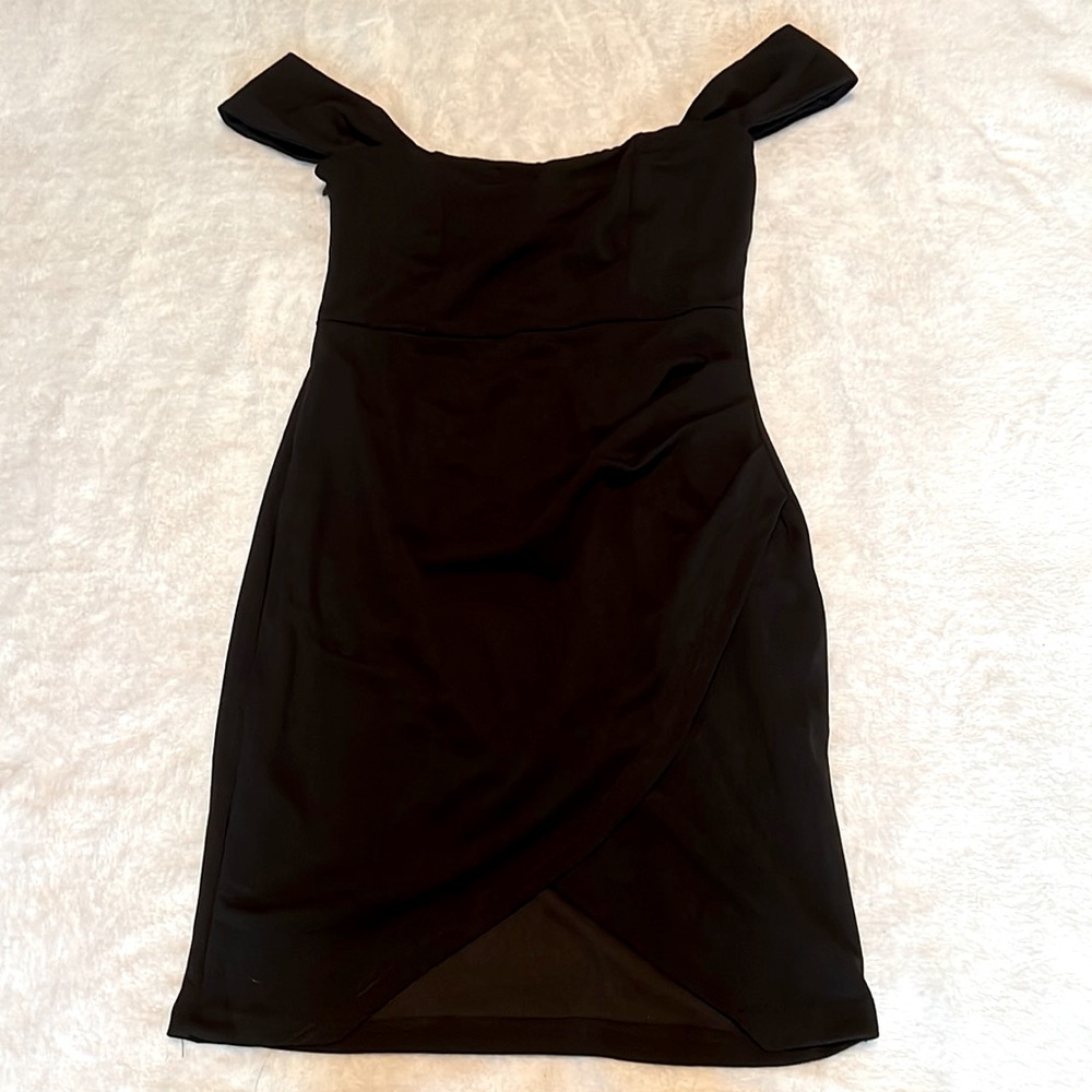Cute black dress! - Picture 1 of 2